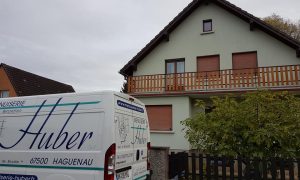 fabrication et pose de balustres de balcon en chêne massif