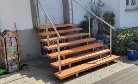 Remplacement de marches d'escalier extérieur en bois exotique