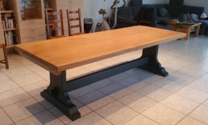 Rénovation d’une table monastère