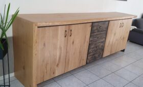 Conception, fabrication et pose d'un meuble de rangement avec bandeau LED intégré